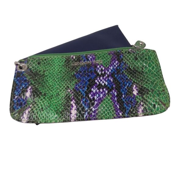 London Fog Handbags - LONDON FOG WALLET/POUCHES